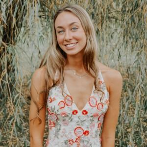 Meet your Posher, Brooke